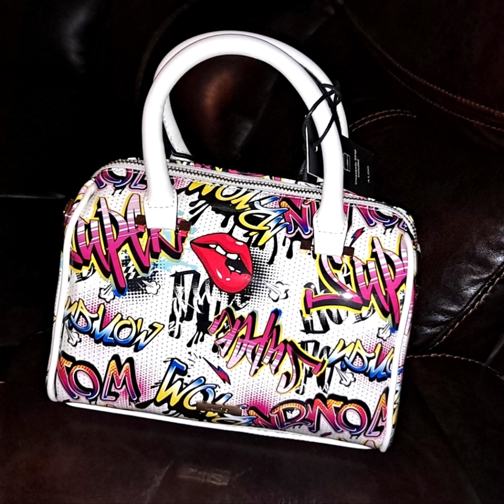 Graffiti purse